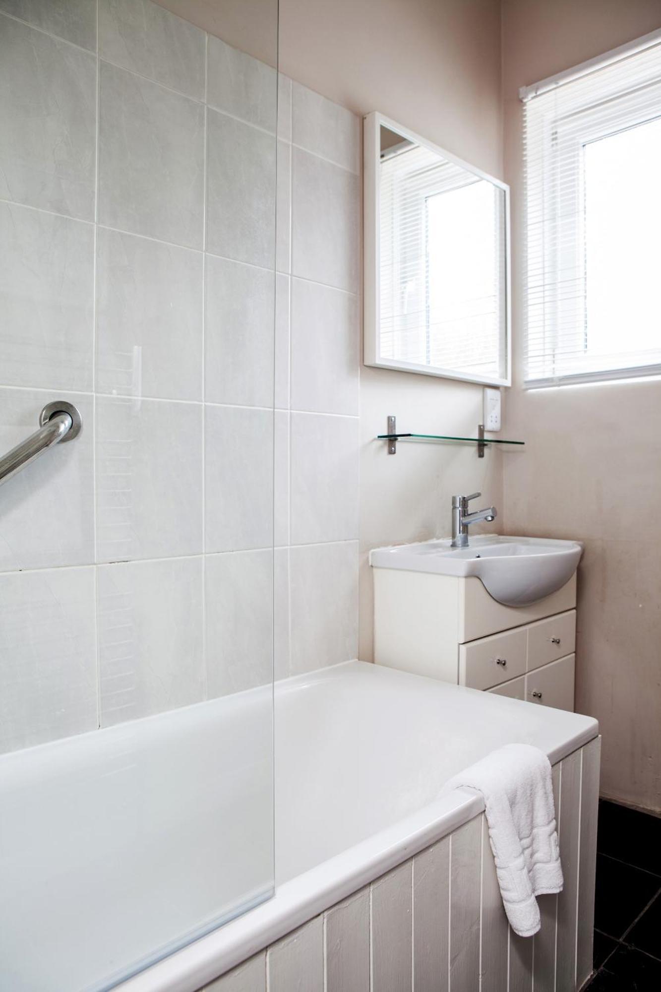 Madison Hill - Bedford Hill 1 - One Bedroom Flat Londyn Zewnętrze zdjęcie